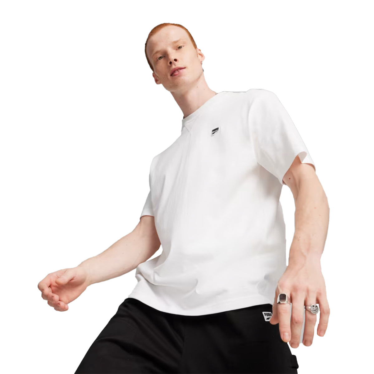PLAYERA PUMA DOWNTOWN BAGDE PARA CABALLERO COLOR BLANCO
