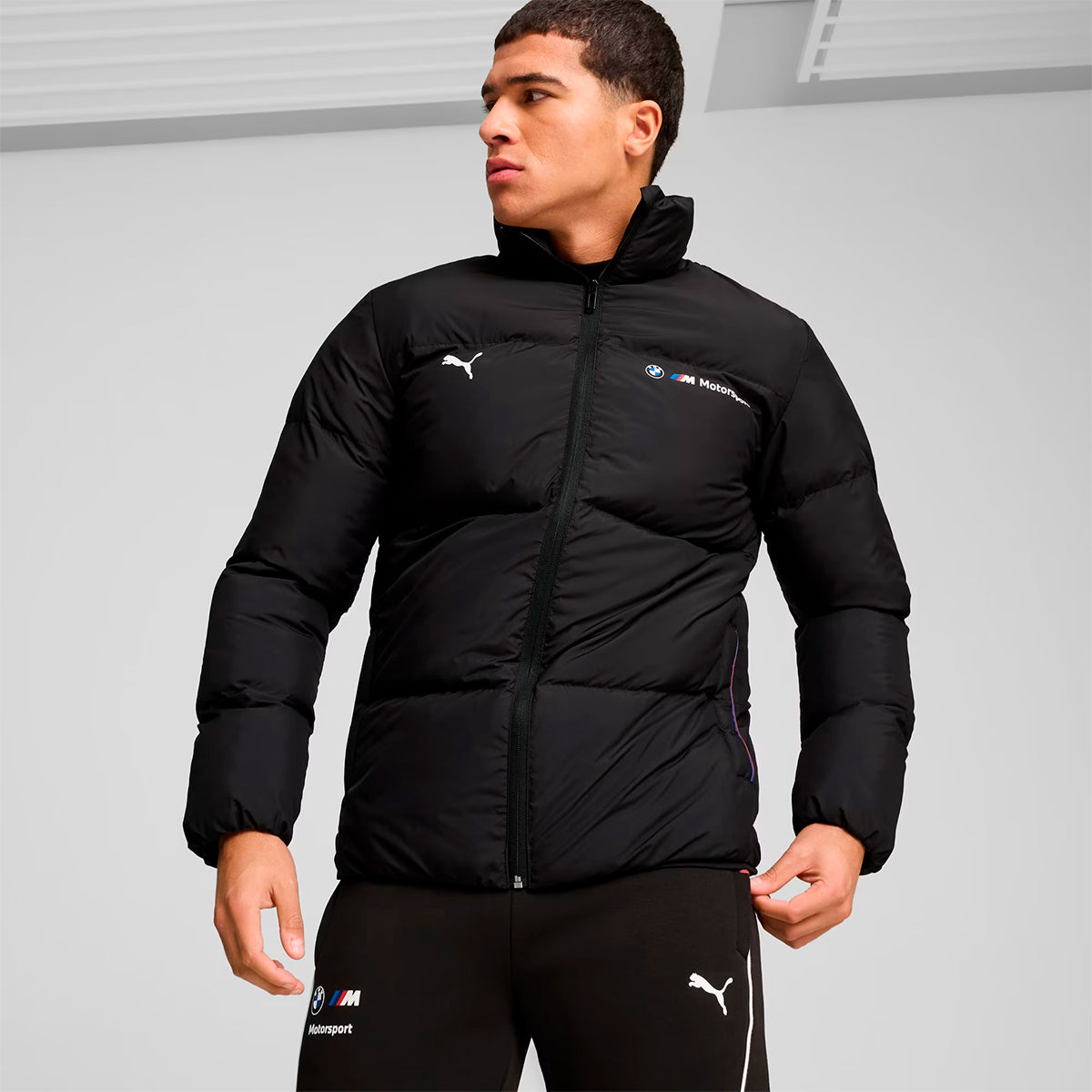 CHAMARRA PUMA MOTORSPORT ESS+ PARA CABALLERO COLOR NEGRO