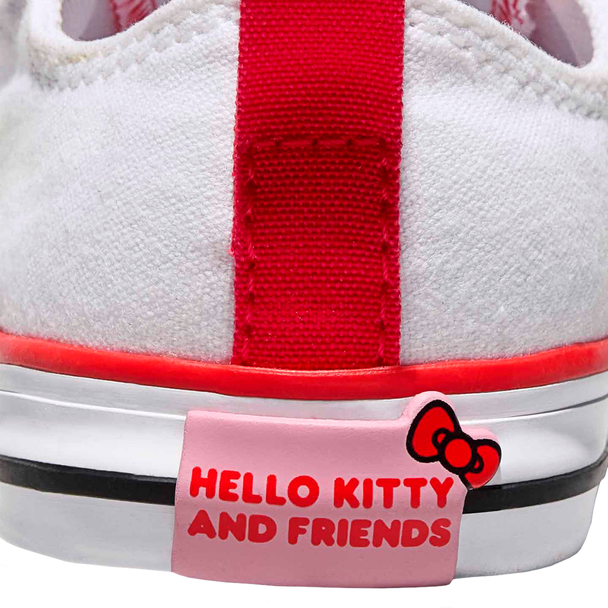 TENIS CONVERSE X KITTY & FRIENDS  CTAS INFANTIL COLOR BLANCO