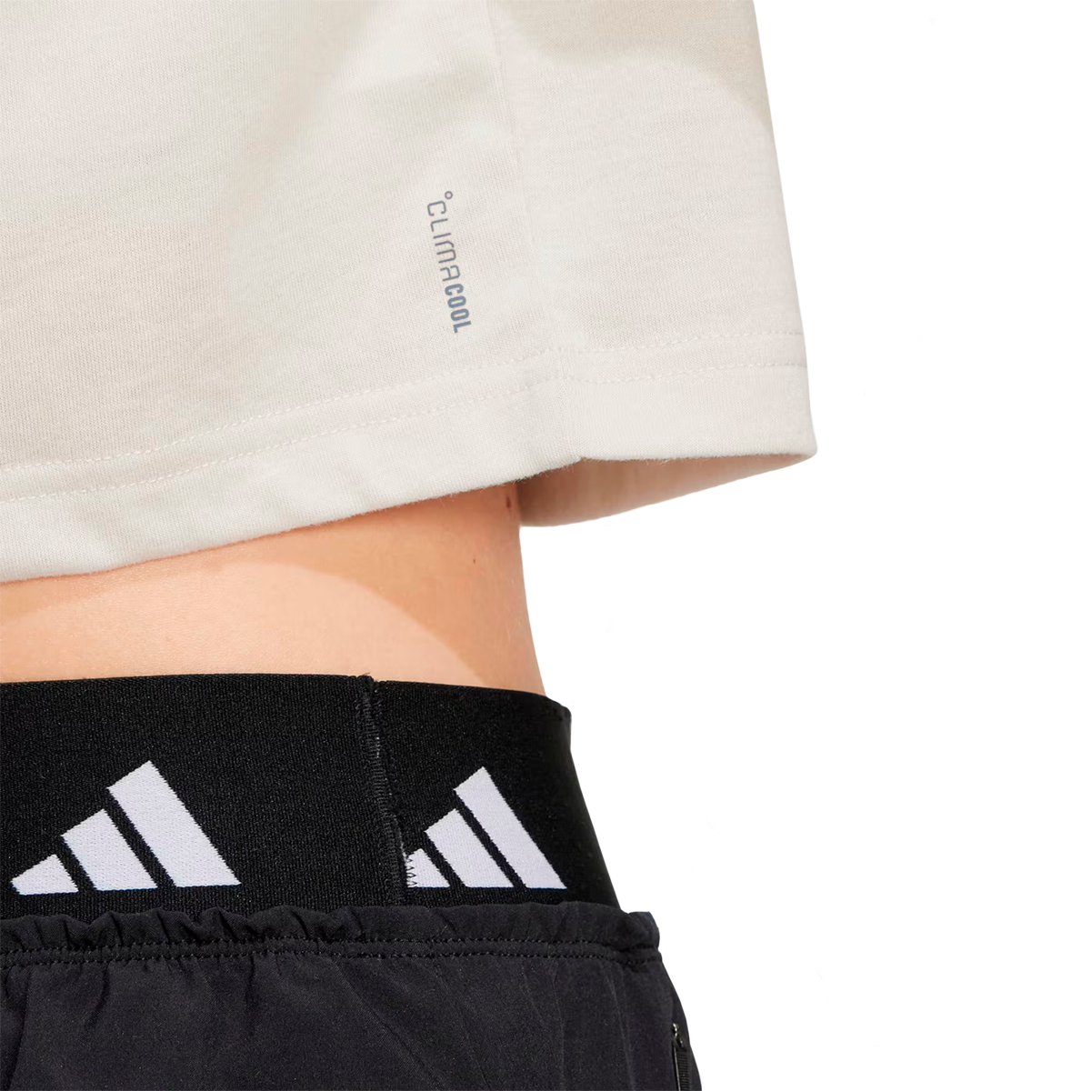 PLAYERA ADIDAS TRAIN ESSENTIALS PARA DAMA COLOR BEIGE