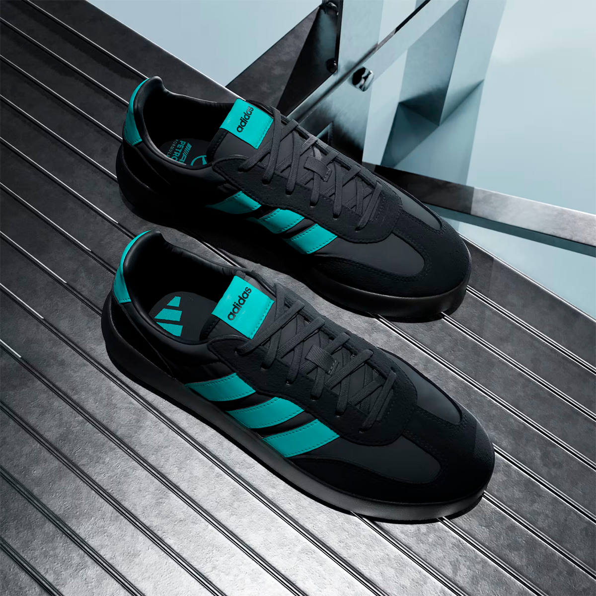 TENIS ADIDAS MERCEDES AMG F1 BARREDA PARA CABALLERO COLOR NEGRO